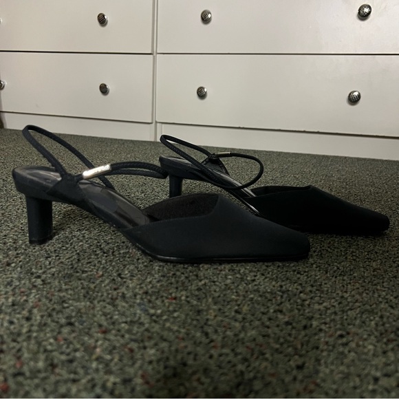 Black Vintage Y2K 90s Strappy Low Block Kitten Square-Toe Heels Comfortable Sz 8 - Picture 3 of 16